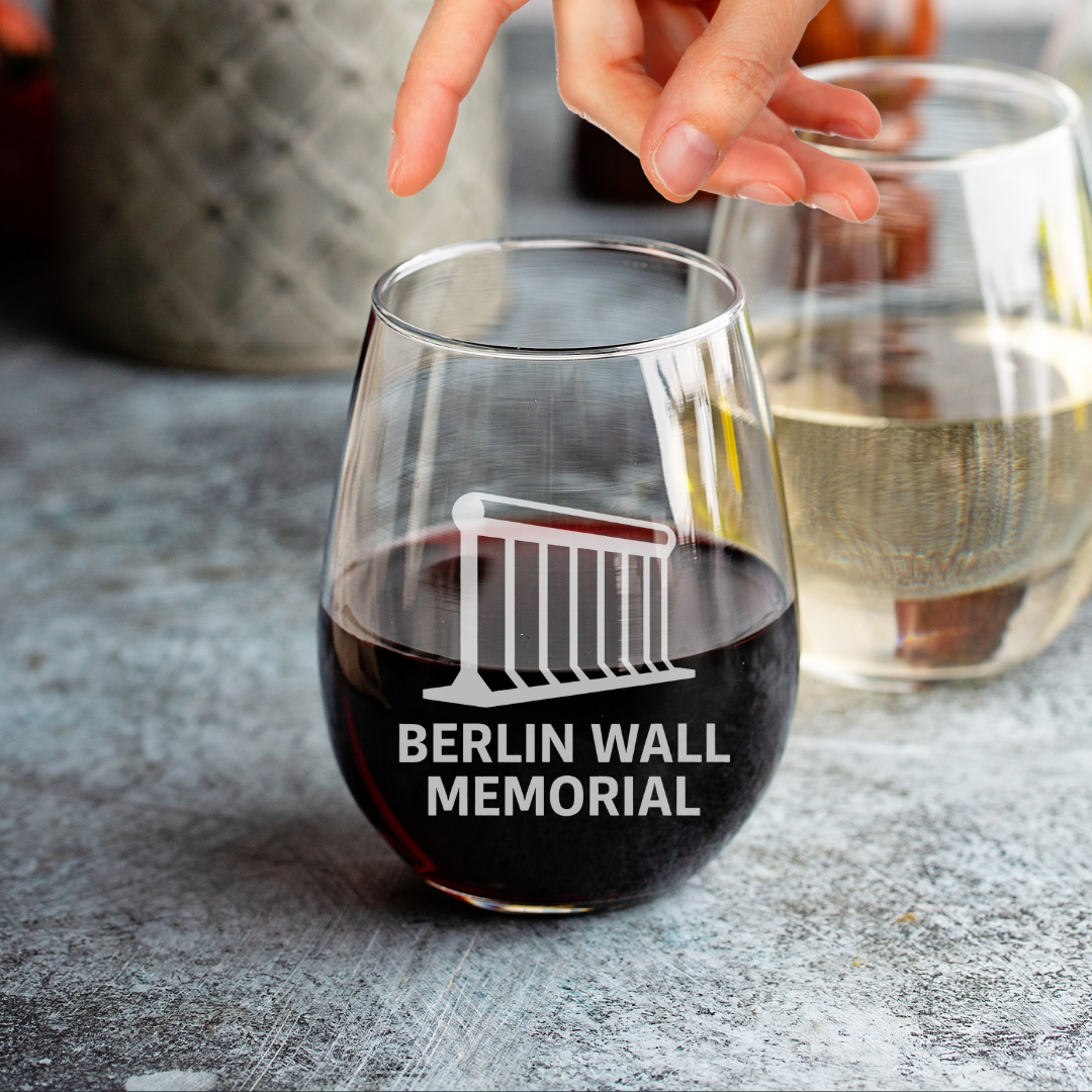 Custom Engraved Berlin Wall Memorial Wine Glass – 15 oz Stemless Glass