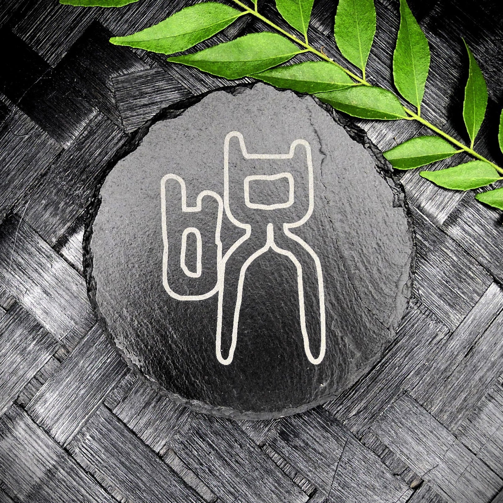 Jujutsu Kaisen Hollow Font Slate Coaster Set – Handcrafted Laser Engraved Kanji