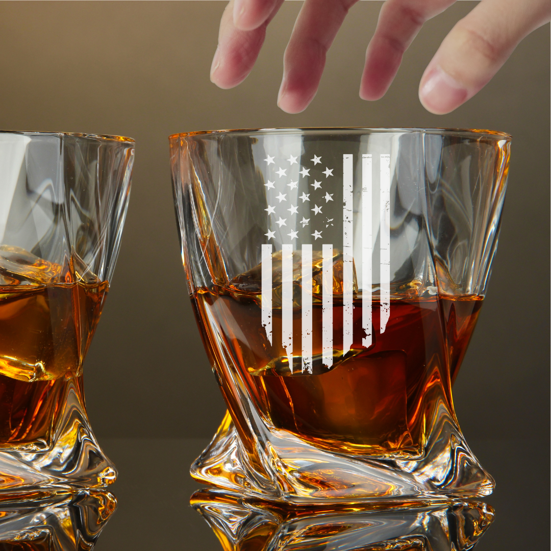 USA Independence Day Vertical Flag Whiskey Glass – 10 oz Twisted Rocks Glass