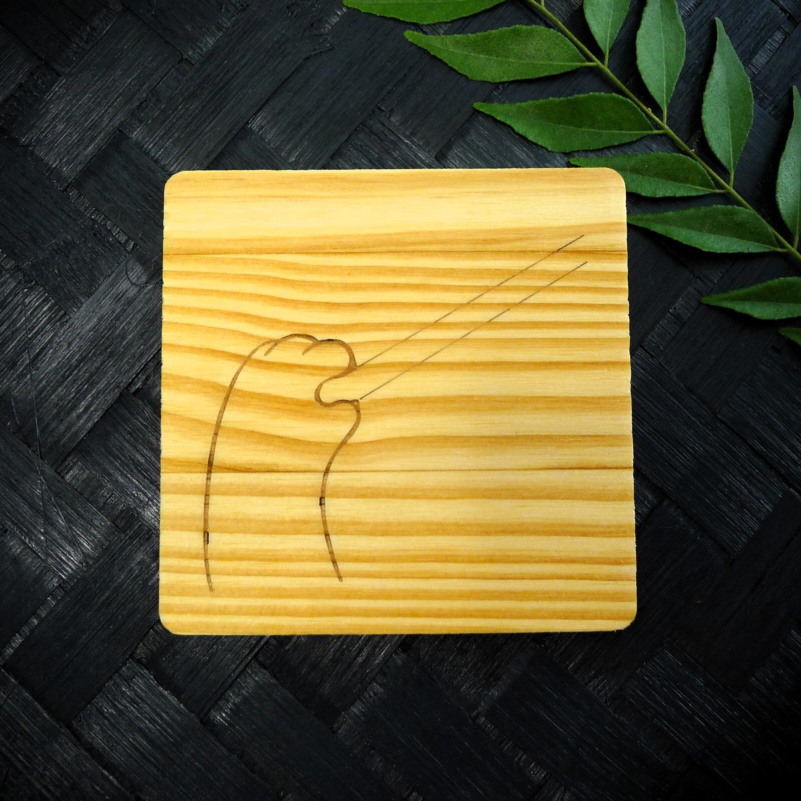 Cute Cat Claw Wooden Coaster Set - Cute Engraved Minimalist Cat Paw Design
