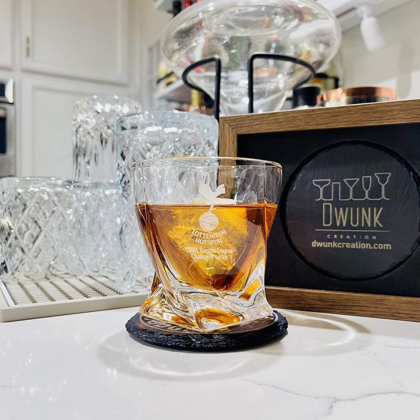 Tottenham Hotspur Whiskey Glass – 10 oz Twisted UEFA Europa League Champion