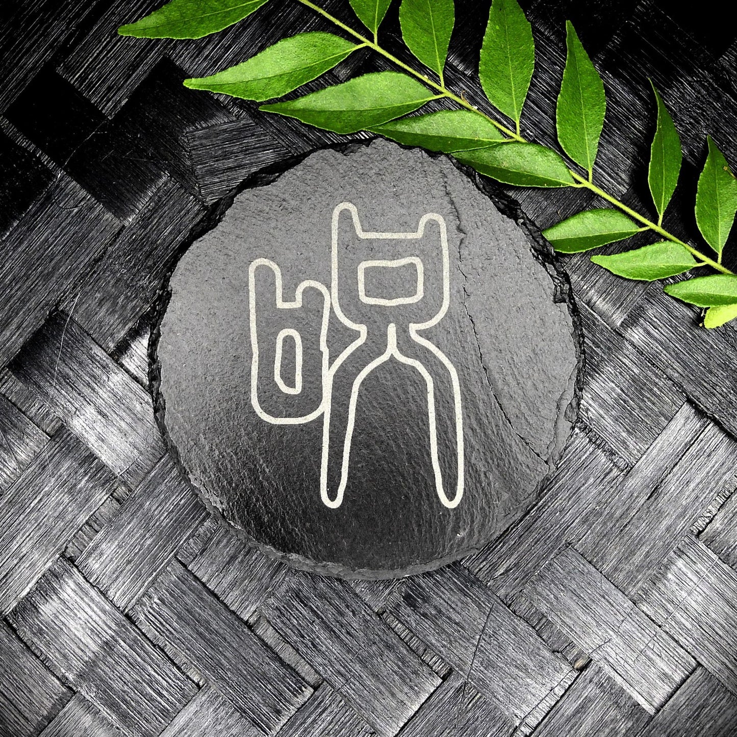 Jujutsu Kaisen Hollow Font Slate Coaster Set – Handcrafted Laser Engraved Kanji