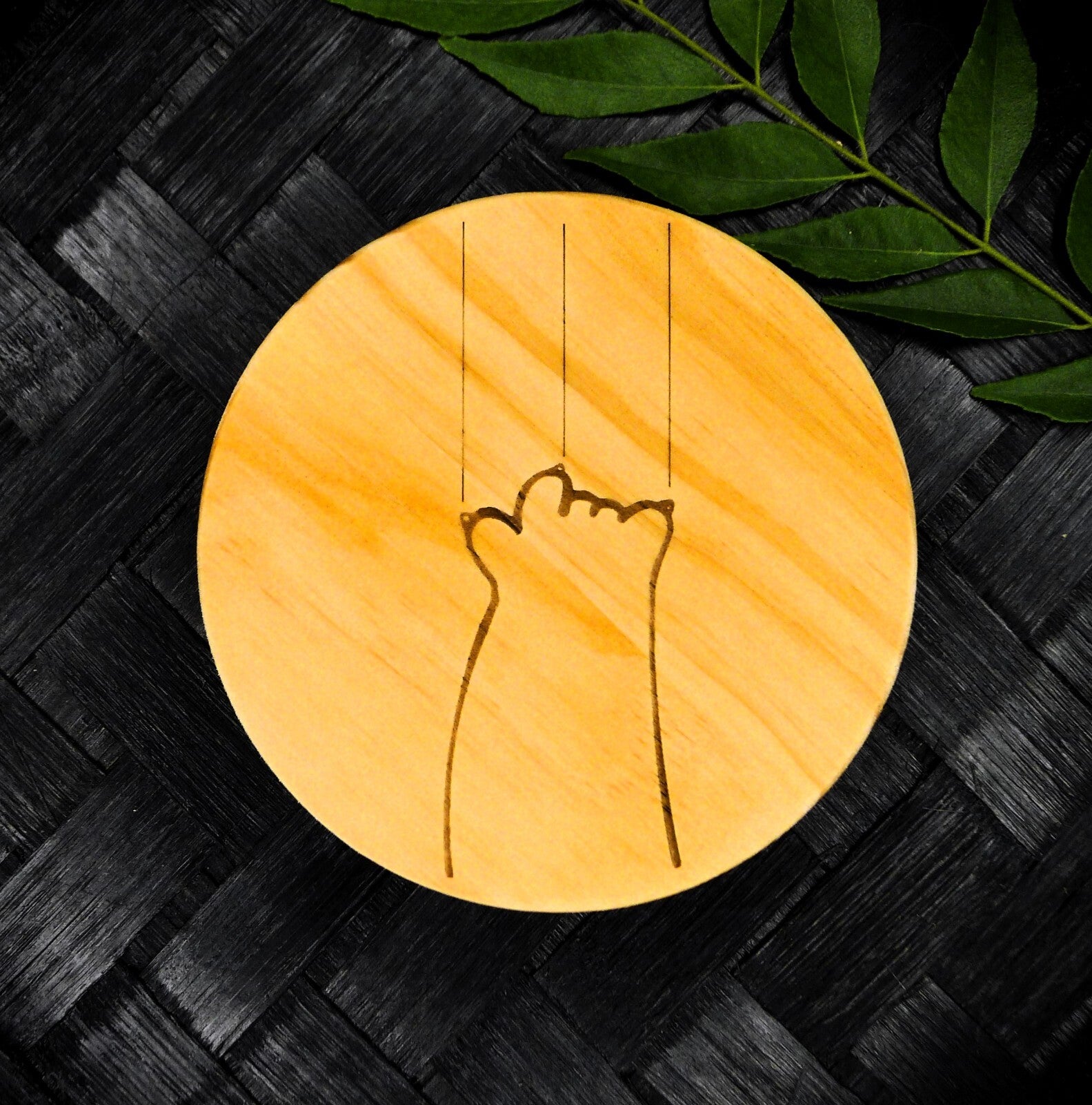 Cute Cat Claw Wooden Coaster Set - Cute Engraved Minimalist Cat Paw Design