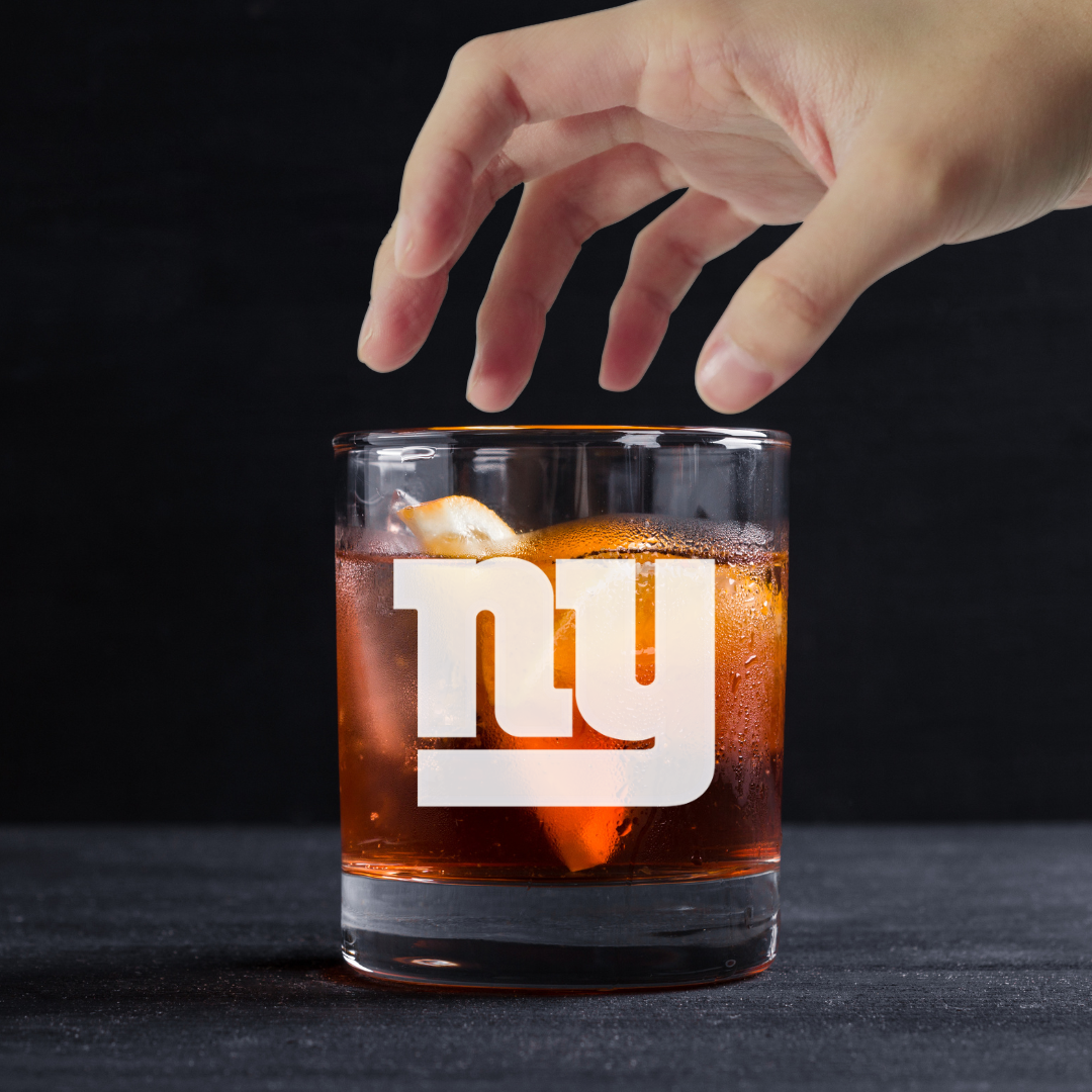 Custom Engraved New York Giants Whiskey Glass - 11 oz Rocks Glass