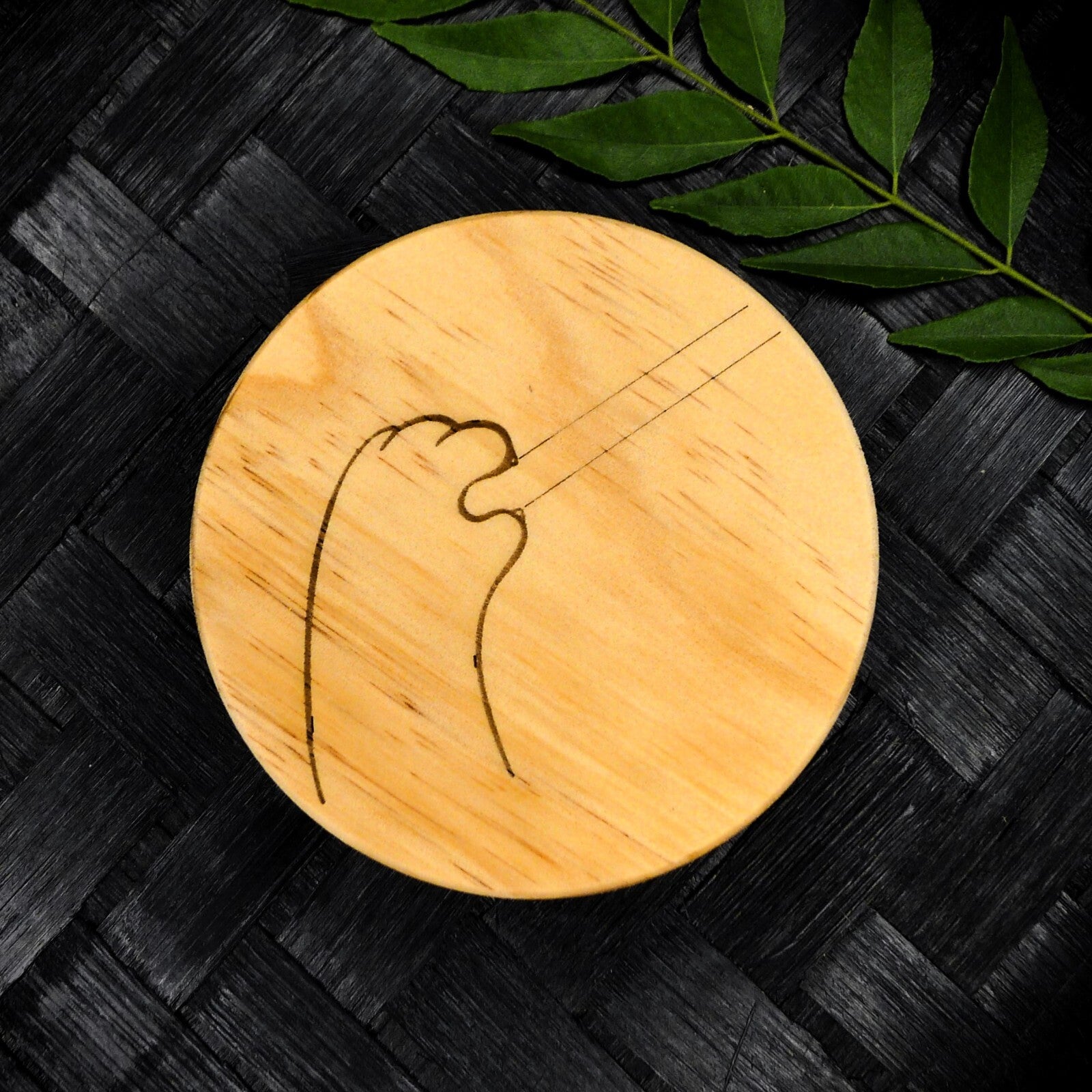 Cute Cat Claw Wooden Coaster Set - Cute Engraved Minimalist Cat Paw Design