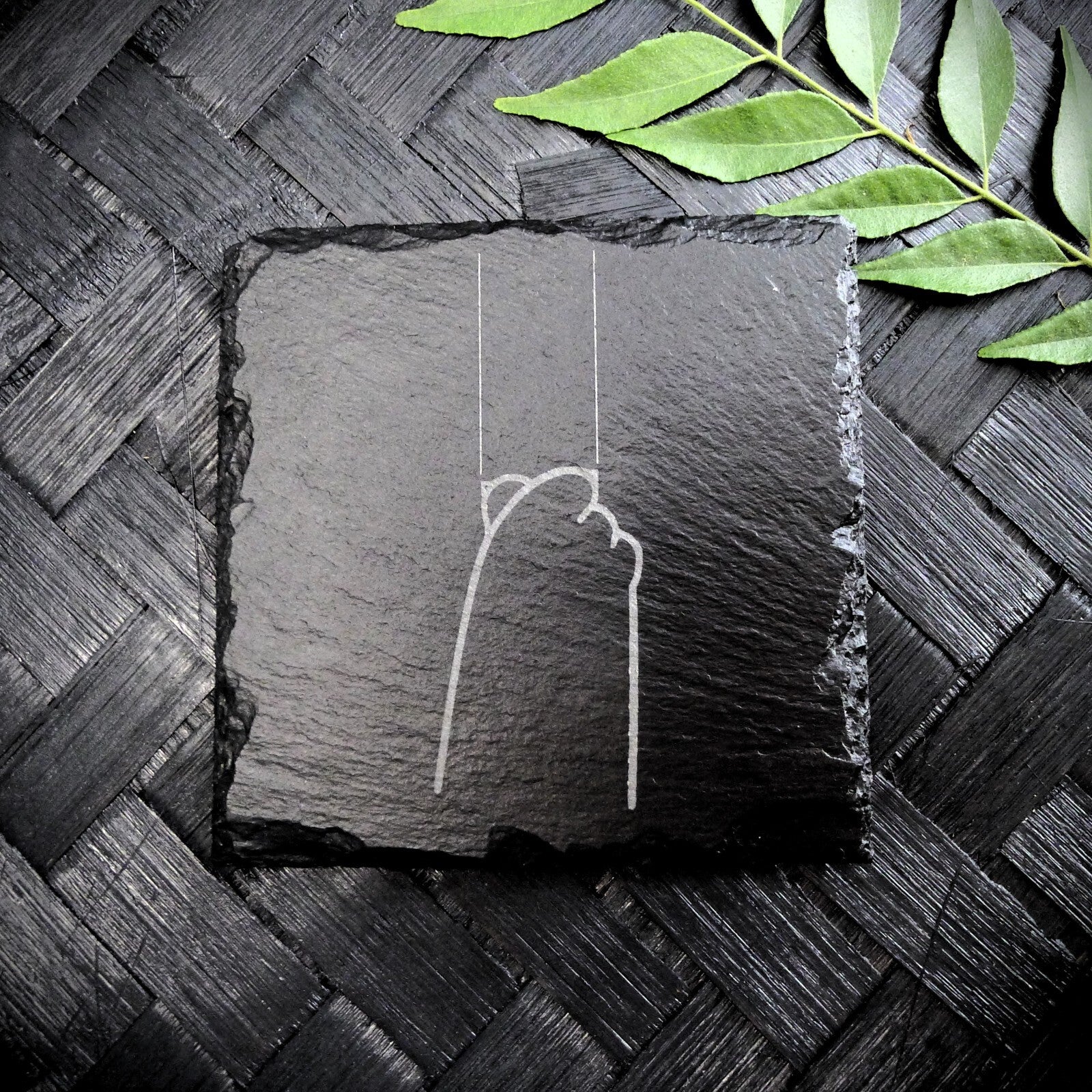 Cute Cat Claw Slate Coaster Set - Cute Engraved Minimalist Cat Paw Design