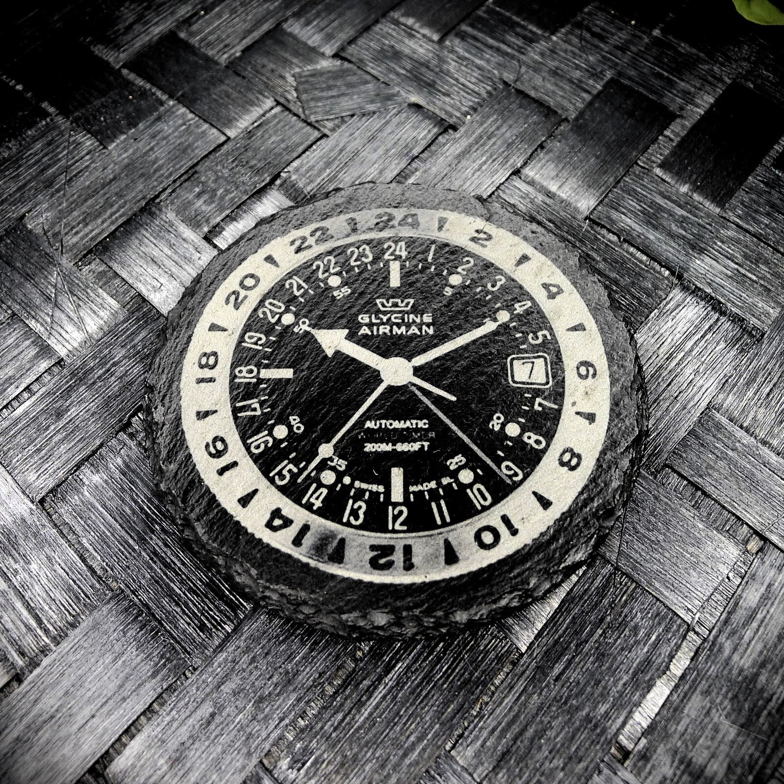 Glycine Airman 17 GMT Slate Coaster Brand New Hand Made Laser Engraved