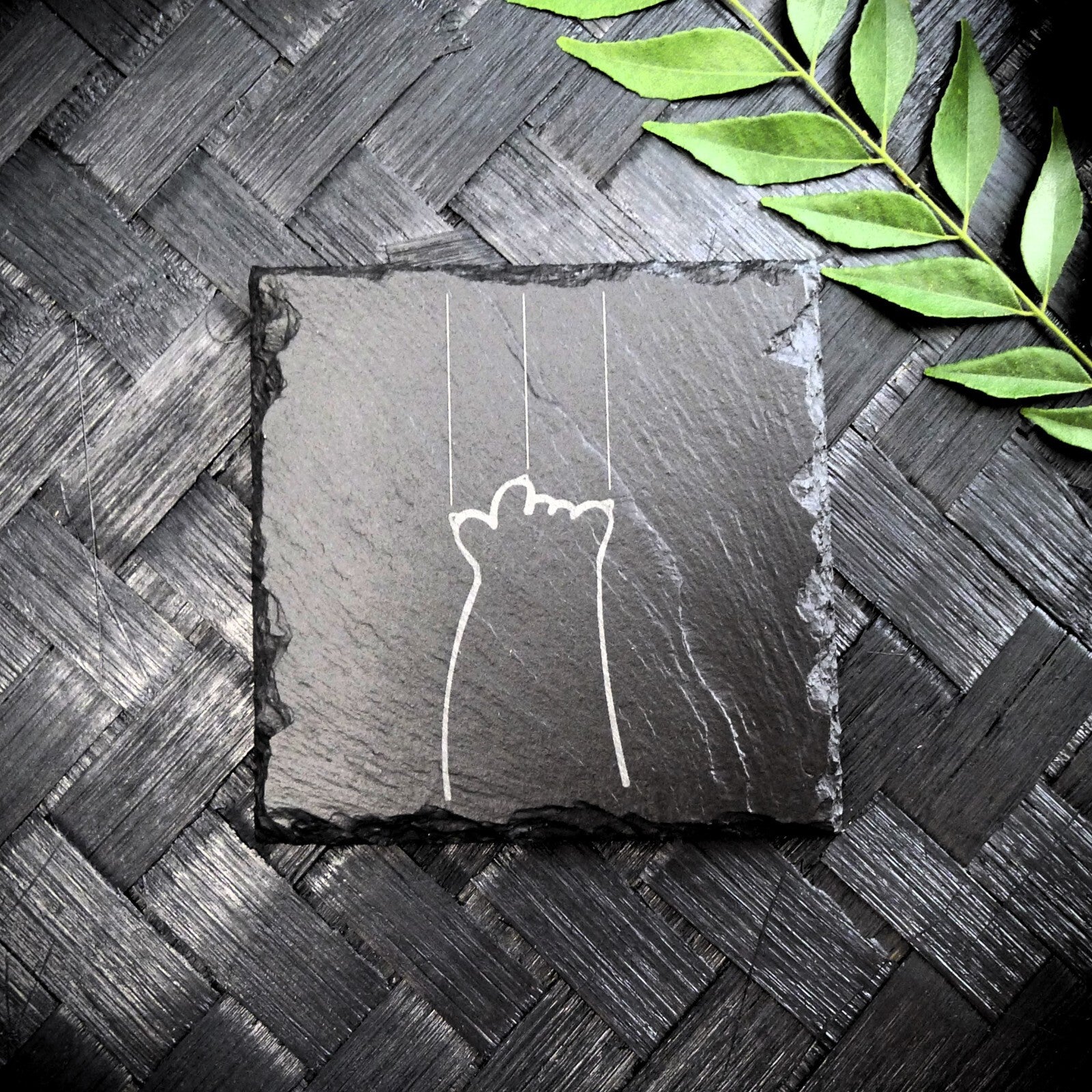 Cute Cat Claw Slate Coaster Set - Cute Engraved Minimalist Cat Paw Design