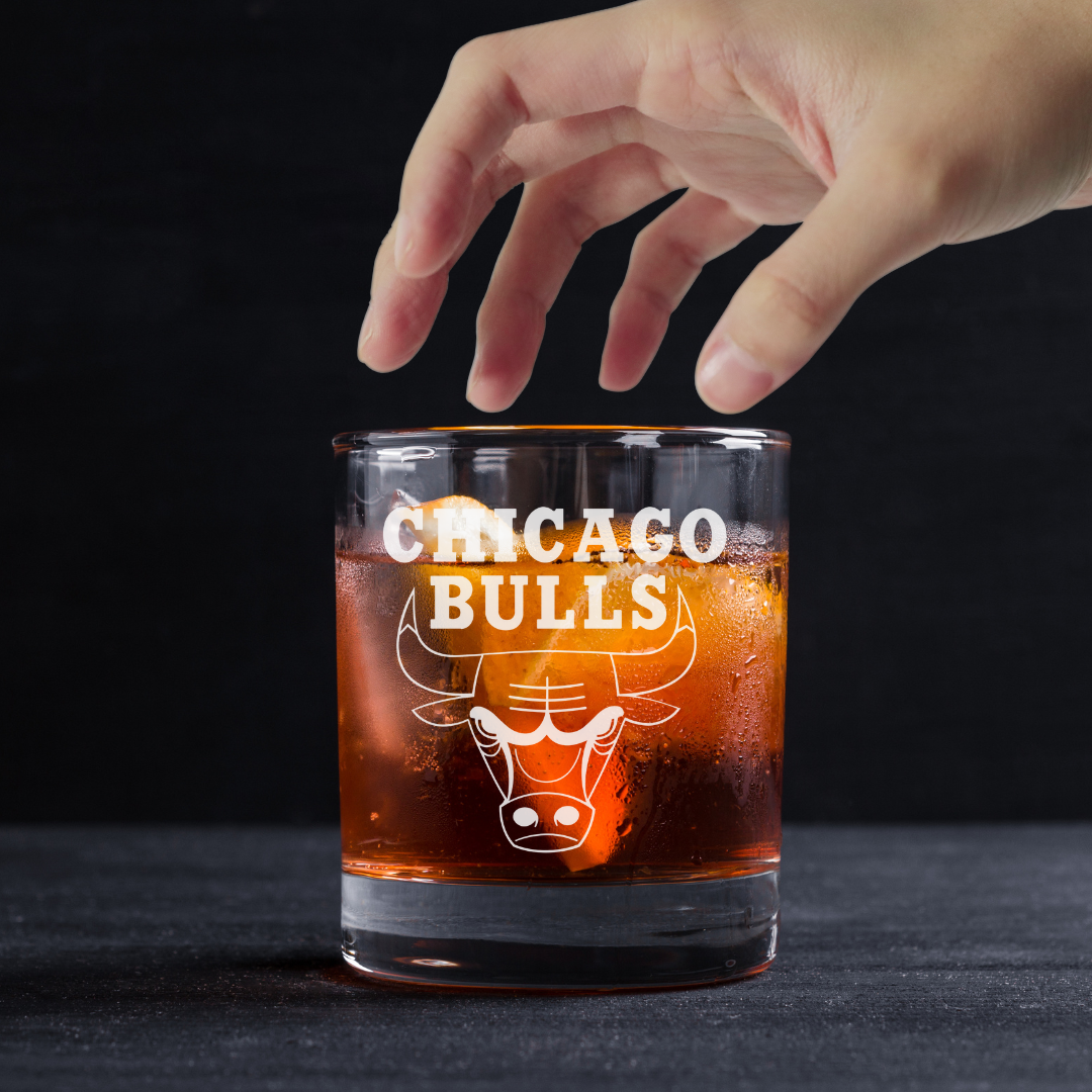 Custom Engraved Chicago Bulls Whiskey Glass - 11 oz Rocks Glass