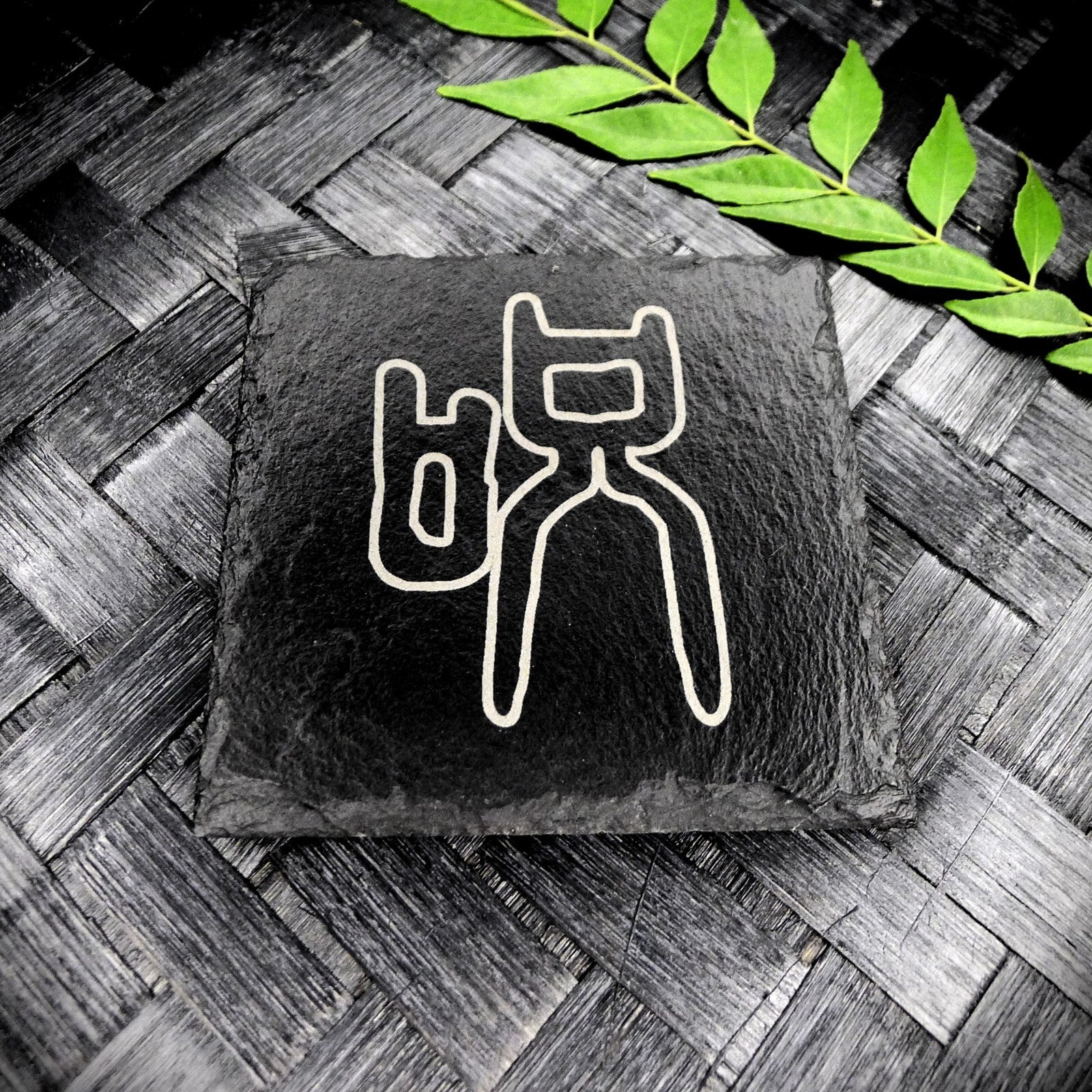 Jujutsu Kaisen Hollow Font Slate Coaster Set – Handcrafted Laser Engraved Kanji