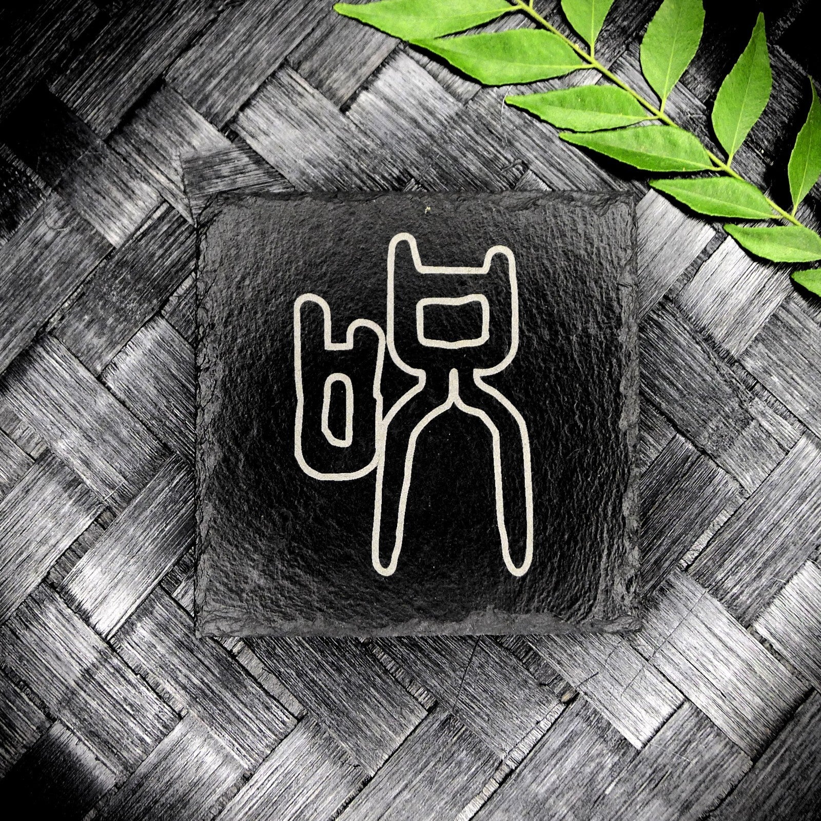 Jujutsu Kaisen Hollow Font Slate Coaster Set – Handcrafted Laser Engraved Kanji
