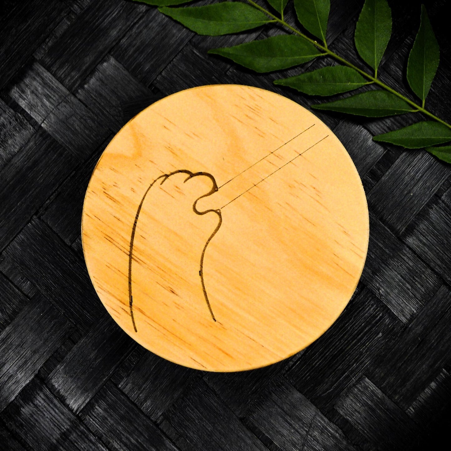 Cute Cat Claw Wooden Coaster Set - Cute Engraved Minimalist Cat Paw Design