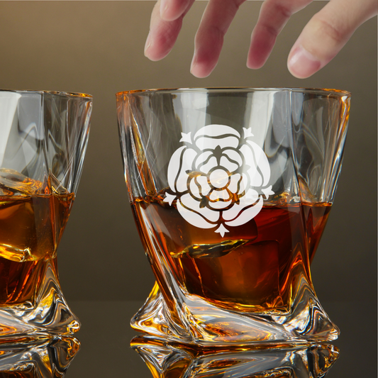 Custom Engraved Tudor Rose Whiskey Glass – 10 oz Twisted Rocks Glass